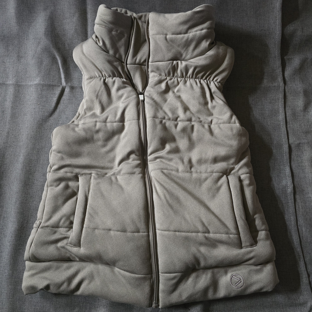 Savvi Gray Puffer Vest Medium
